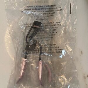 Sephora Pink and Black eyelash Tool